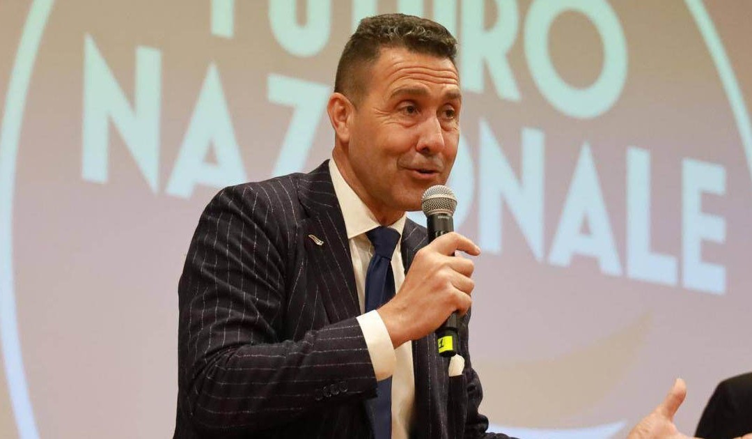 Prime crepe in Futuro Nazionale, in 600 lasciano il partito di Vannacci