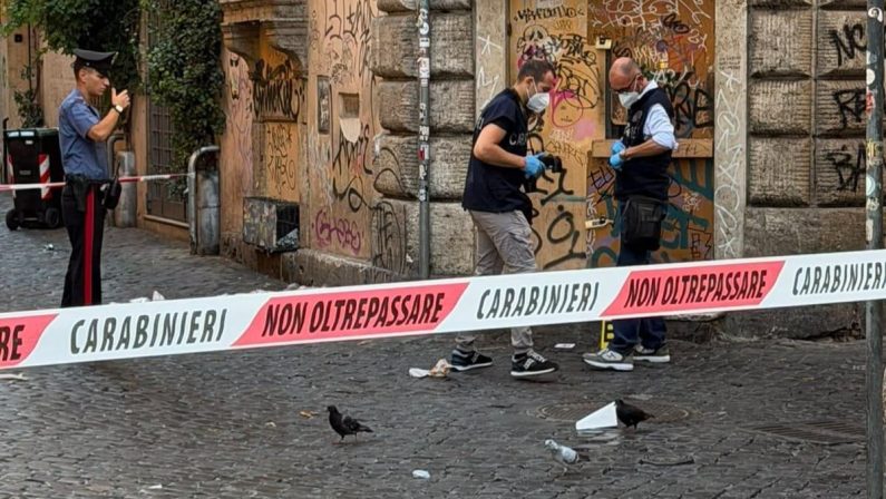 Roma, lite con spari in strada a Trastevere: ferito un 26enne