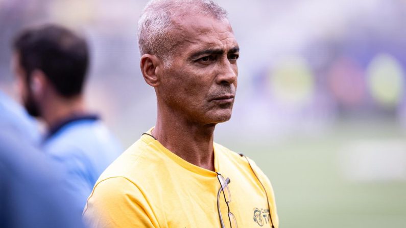 Romario attacca Ancelotti: “Non può rimanere ct del Brasile, vergognosa la partita con la Norvegia”