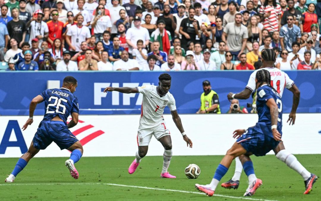 Francia-Inghilterra, Saka segna ma arbitro annulla tutto