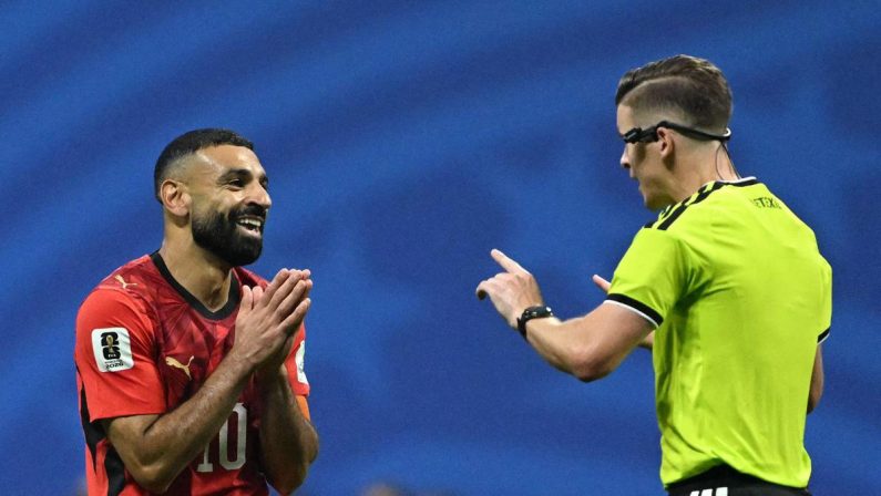 Argentina-Egitto, finale folle: Salah chiede un rigore e Fernandez segna