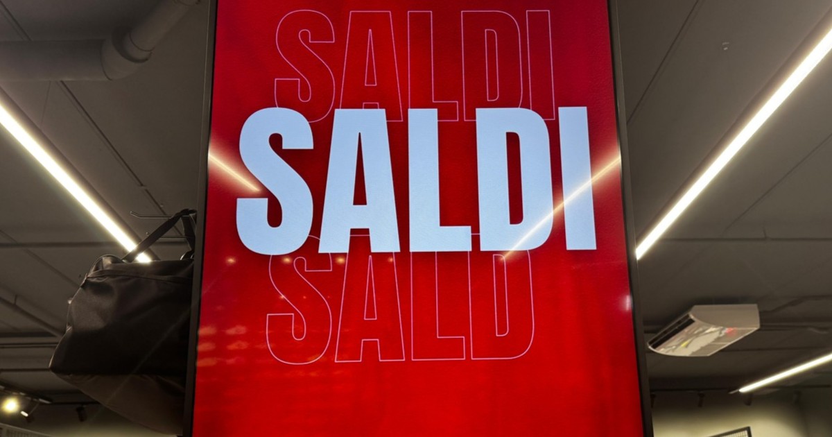 https://www.quotidianodelsud.it/wp-content/uploads/2026/07/saldi-estivi-rende.jpg