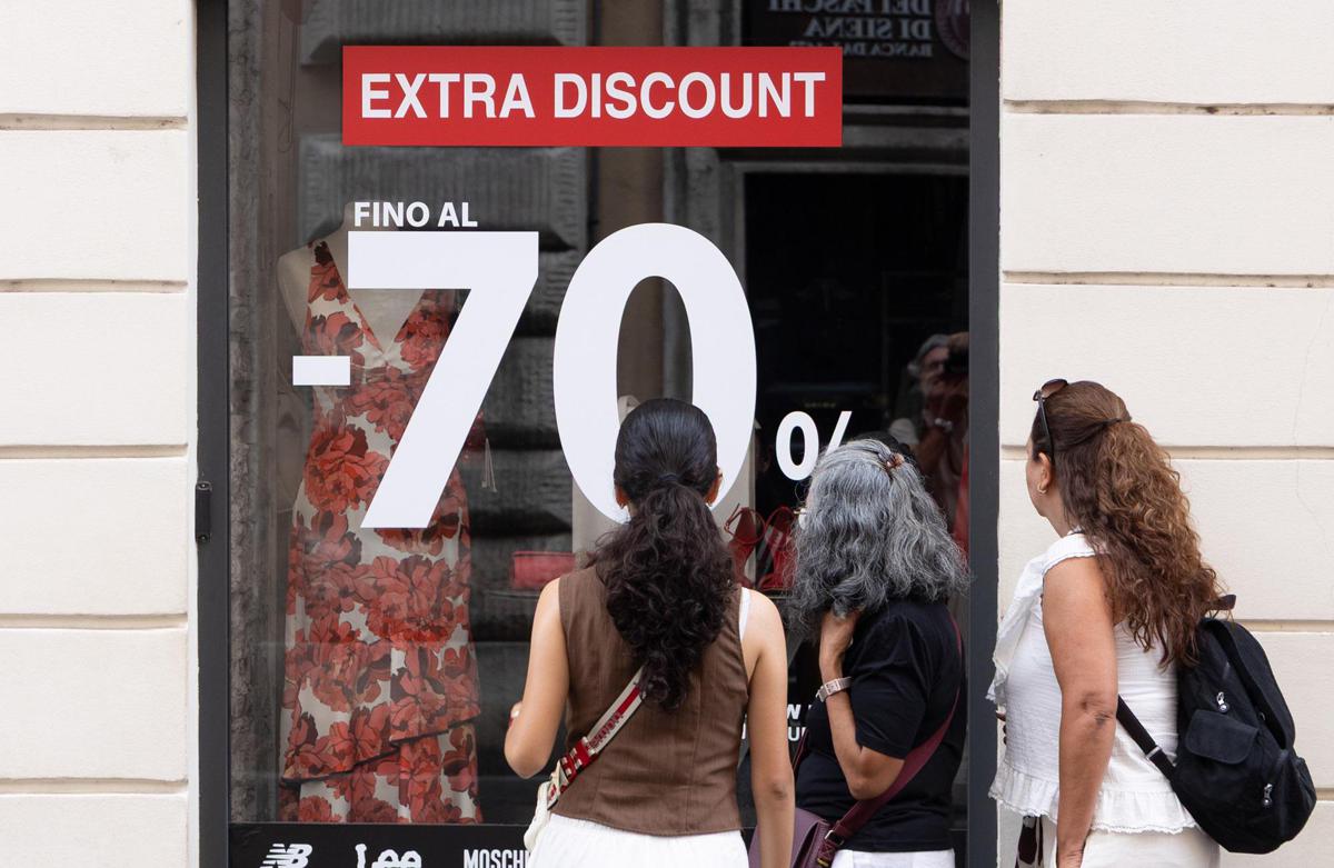https://www.quotidianodelsud.it/wp-content/uploads/2026/07/saldi-estivi-roma-fg-ipa.jpeg