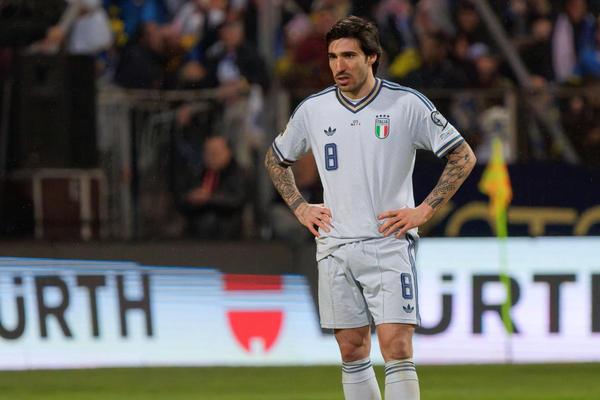 https://www.quotidianodelsud.it/wp-content/uploads/2026/07/sandro-tonali.jpeg