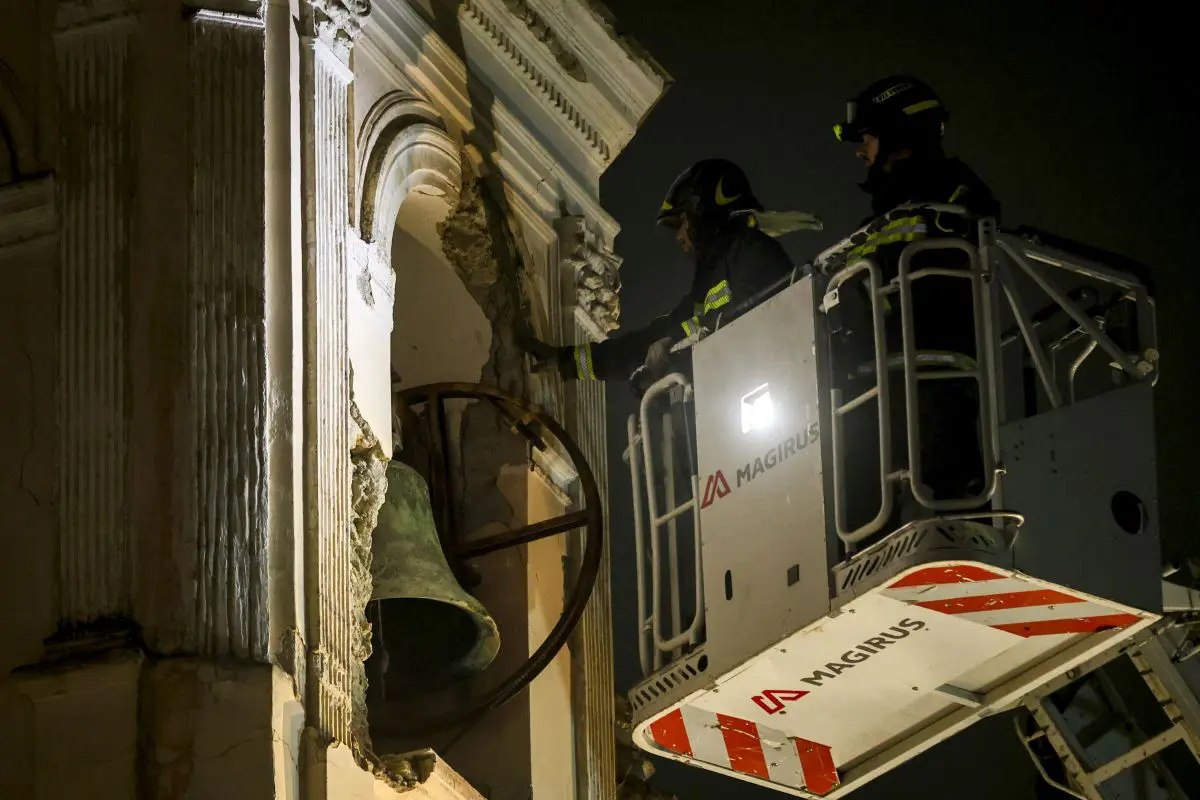 https://www.quotidianodelsud.it/wp-content/uploads/2026/07/sisma-pompieri.jpg