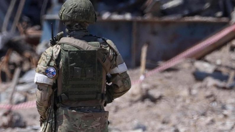 Russia colpisce mercantile a Odessa, Ucraina attacca 20 navi di Mosca nel Mar Nero