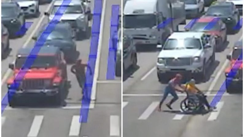 Anziano in carrozzina non riesce ad attraversare strada, lo aiuta… Spiderman