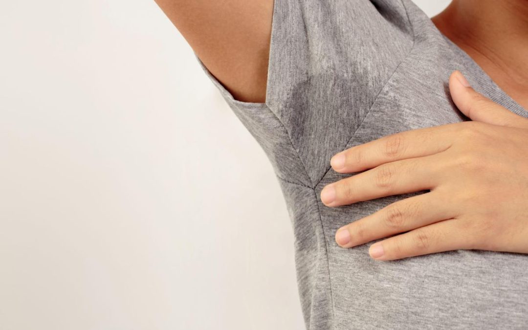 Svelato l’interruttore genetico che fa sudare troppo, nuove speranze per l’iperidrosi