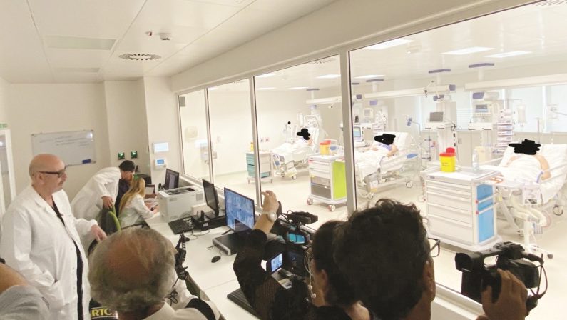 Catanzaro, inaugurata la nuova terapia intensiva della Dulbecco