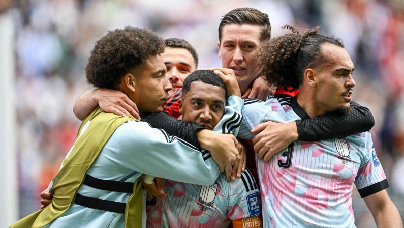 Belgio-Senegal 3-2, decide il rigore al 125′: fallo su Tielemans, cosa è successo
