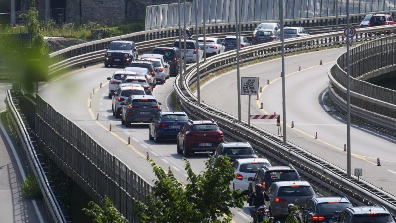 Vacanze, Aci: numero verde attivo 7 giorni su 7, 24 ore su 24 per viaggiare sicuri