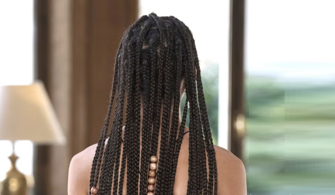 Ordinanza del sindaco di Tropea che vieta treccine e acconciature "afro" su tutto il territorio cittadino