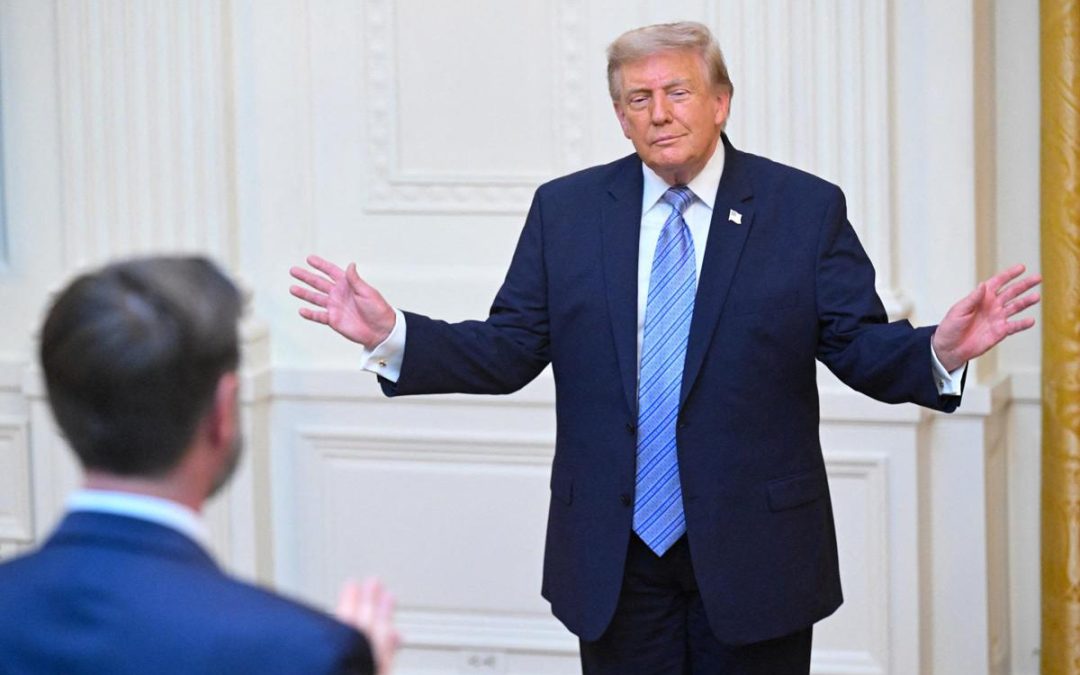 Trump rilancia sospetti su voto: “Cina interferì”. Ma le carte non provano manipolazioni
