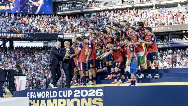 Trump e la Spagna, dal gelo diplomatico alla consegna della Coppa del Mondo