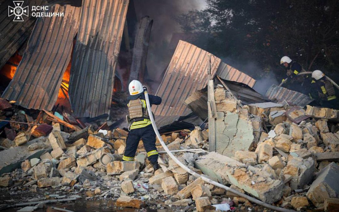 Ucraina, raid russi contro Odessa e altre città: diversi morti e decine di feriti