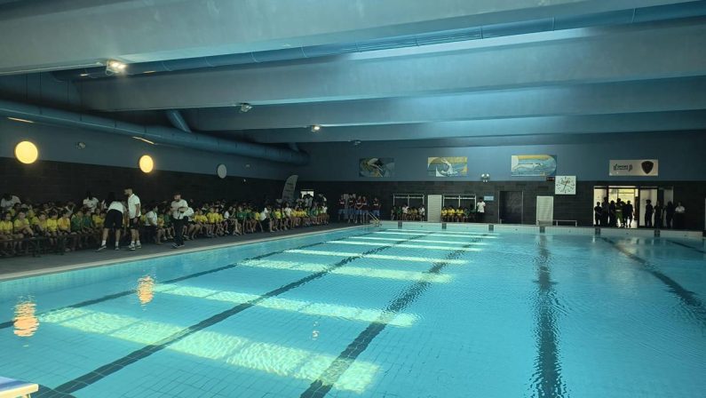 America’s Cup, nella piscina del centro ‘Pino Daniele’ a Caivano prove di regata per 350 bambini
