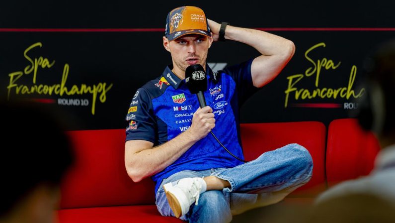 Verstappen: “Nulla da dire sul mio futuro, quando ci saranno novità le comunicherò io”