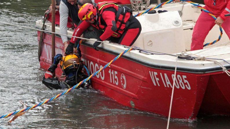 Udine, annega nel fiume Tagliamento: in salvo moglie e due bimbe, una è grave