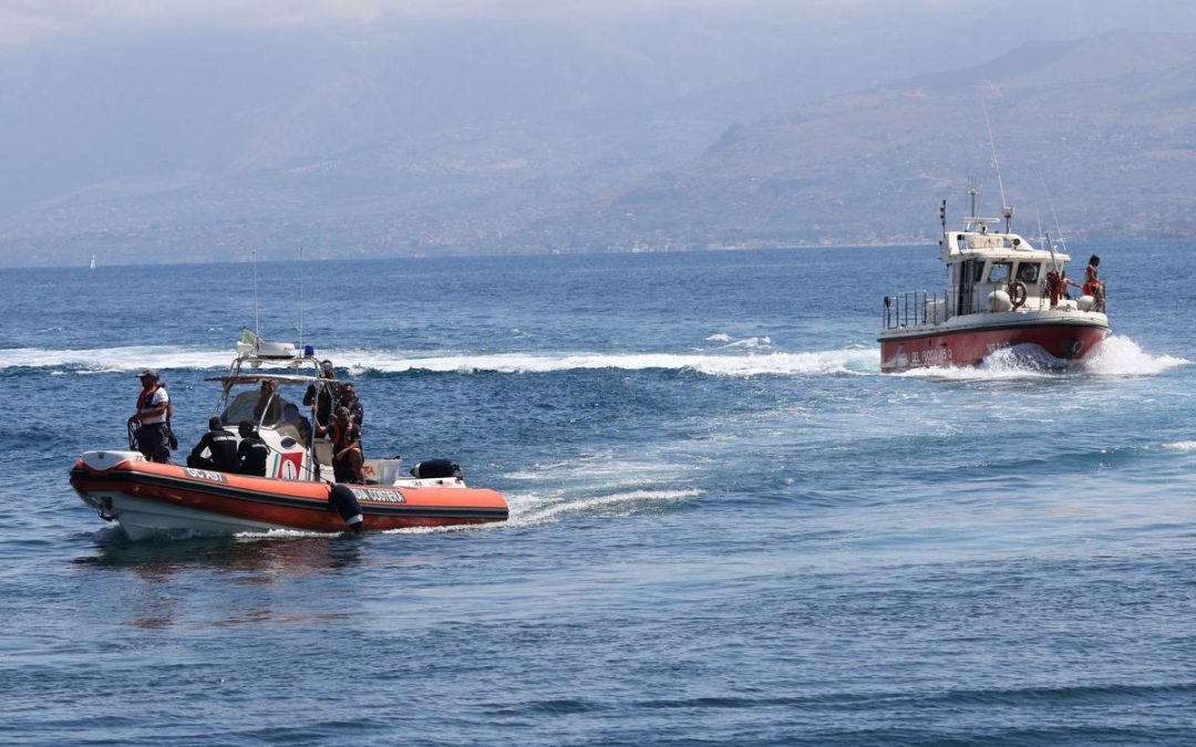 Giallo a Nardò, nel Leccese, cadavere scoperto in mare