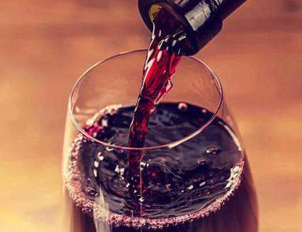 https://www.quotidianodelsud.it/wp-content/uploads/2026/07/vino-mescita-rit.jpeg