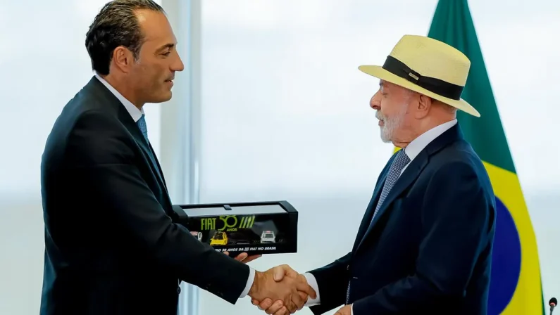 Filosa incontra Lula per il 50° anniversario del marchio in Brasile