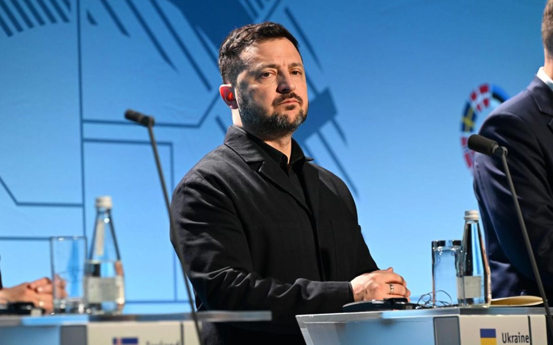 Ucraina, Zelensky annuncia rimpasto di governo: la nuova strategia politica
