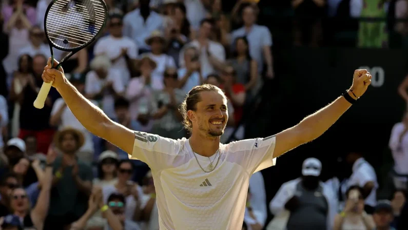 Zverev è il primo finalista di Wimbledon, in 3 set mette fine alla favola della wild card Fery. Ora tocca a Sinner-Djokovic
