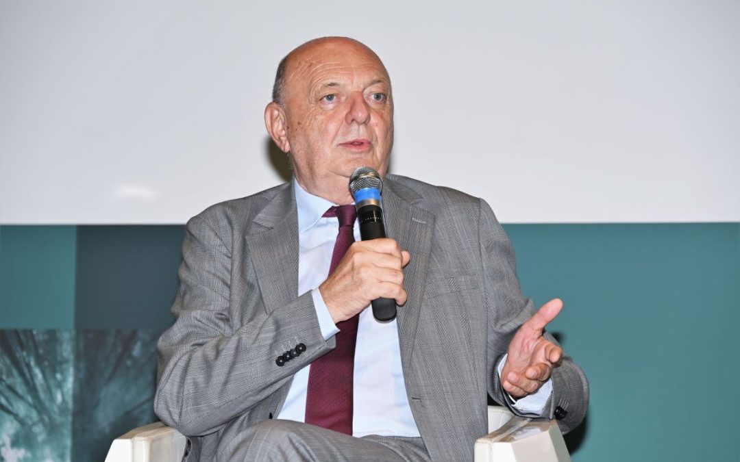 Pichetto “Crisi climatica non si risolve per decreto, serve uno spirito unitario. Green Deal? Ha distrutto l’automotive in Germania”