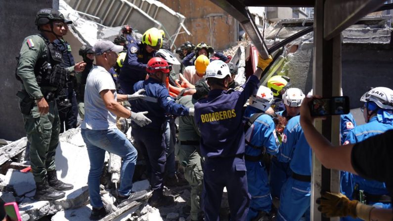 Colombia, si aggrava il bilancio del terremoto, oltre 130 vittime e 570 feriti