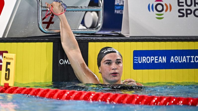Europei di nuoto, dalla 4×100 misti due argenti per l’Italia