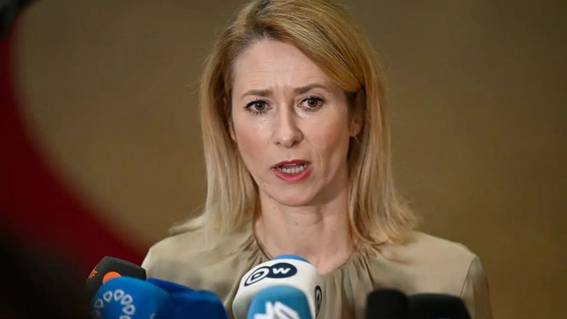 Ucraina, Kallas annuncia sanzioni a Mosca mentre non si fermano gli attacchi