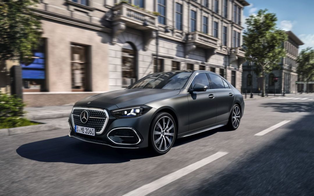 La nuova Mercedes-Benz Classe C, più tecnologia e motori elettrificati
