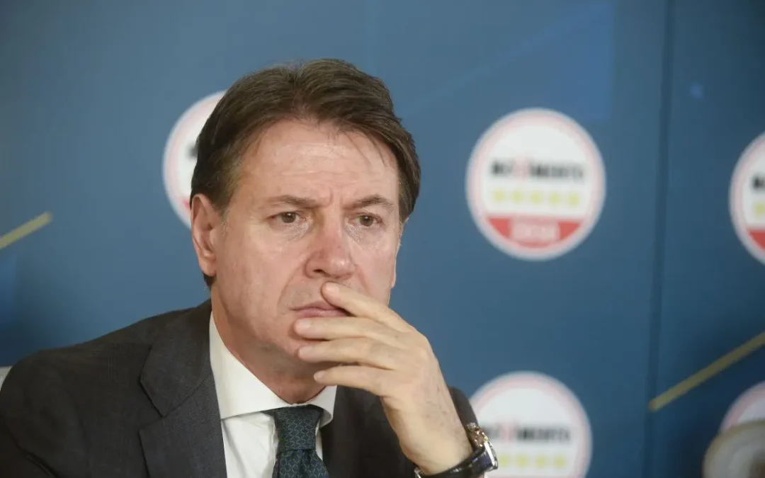 Conte “Costo del carburante fuori controllo, tardivo l’intervento del Governo”