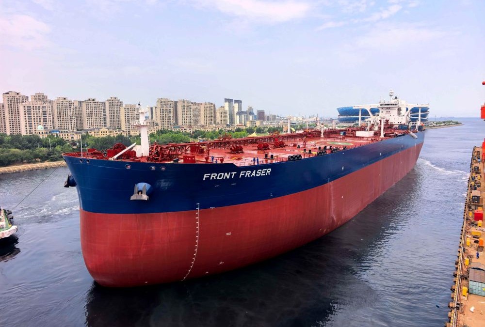 Cina, realizzata una superpetroliera da 300.000 tonnellate