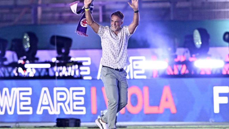 Il Centenario della Fiorentina tra suoni e ricordi, ovazione per Batigol