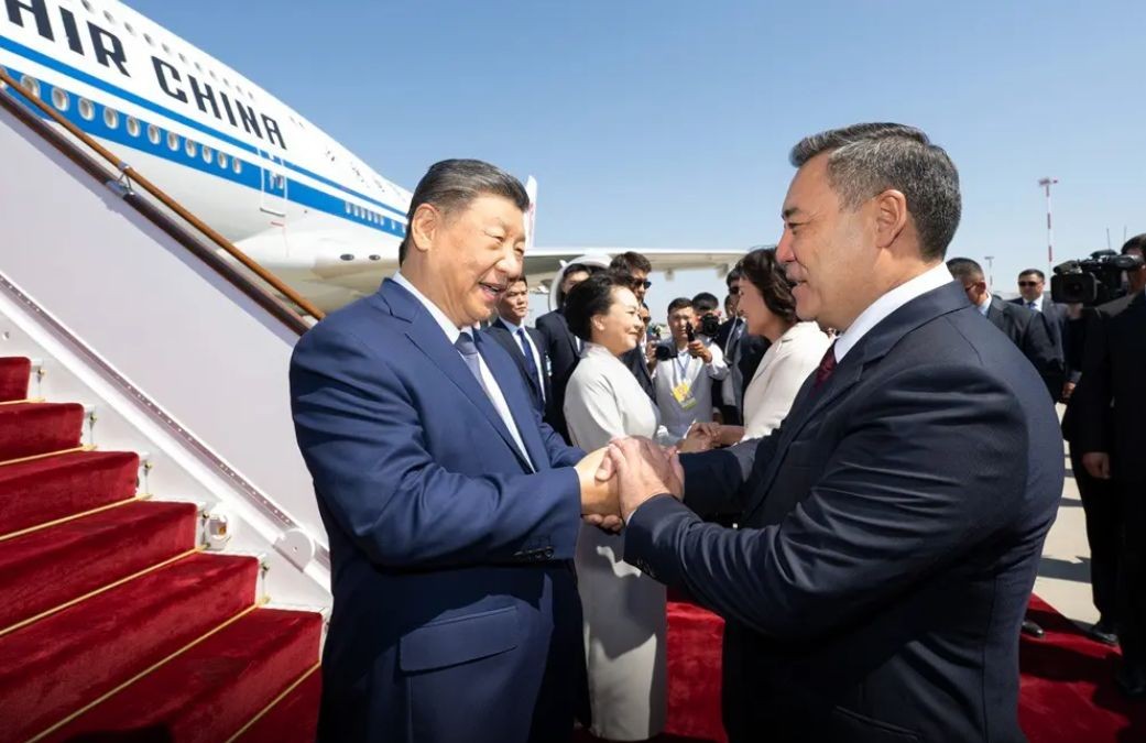 Il presidente cinese Xi Jinping in Kirghizistan per il Vertice SCO