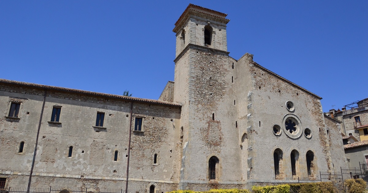 https://www.quotidianodelsud.it/wp-content/uploads/2026/08/abbazia.jpg