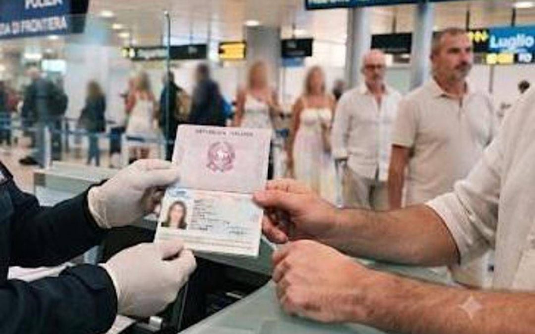 Spagna, controlli in vigore per arrivi da Italia. Media: “Possibili anche su intero volo”