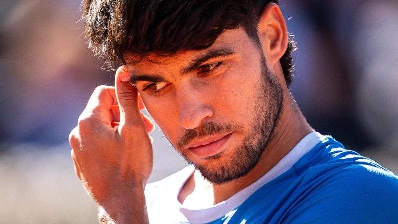 Alcaraz, stop per infortunio si allunga: non giocherà torneo di Cincinnati