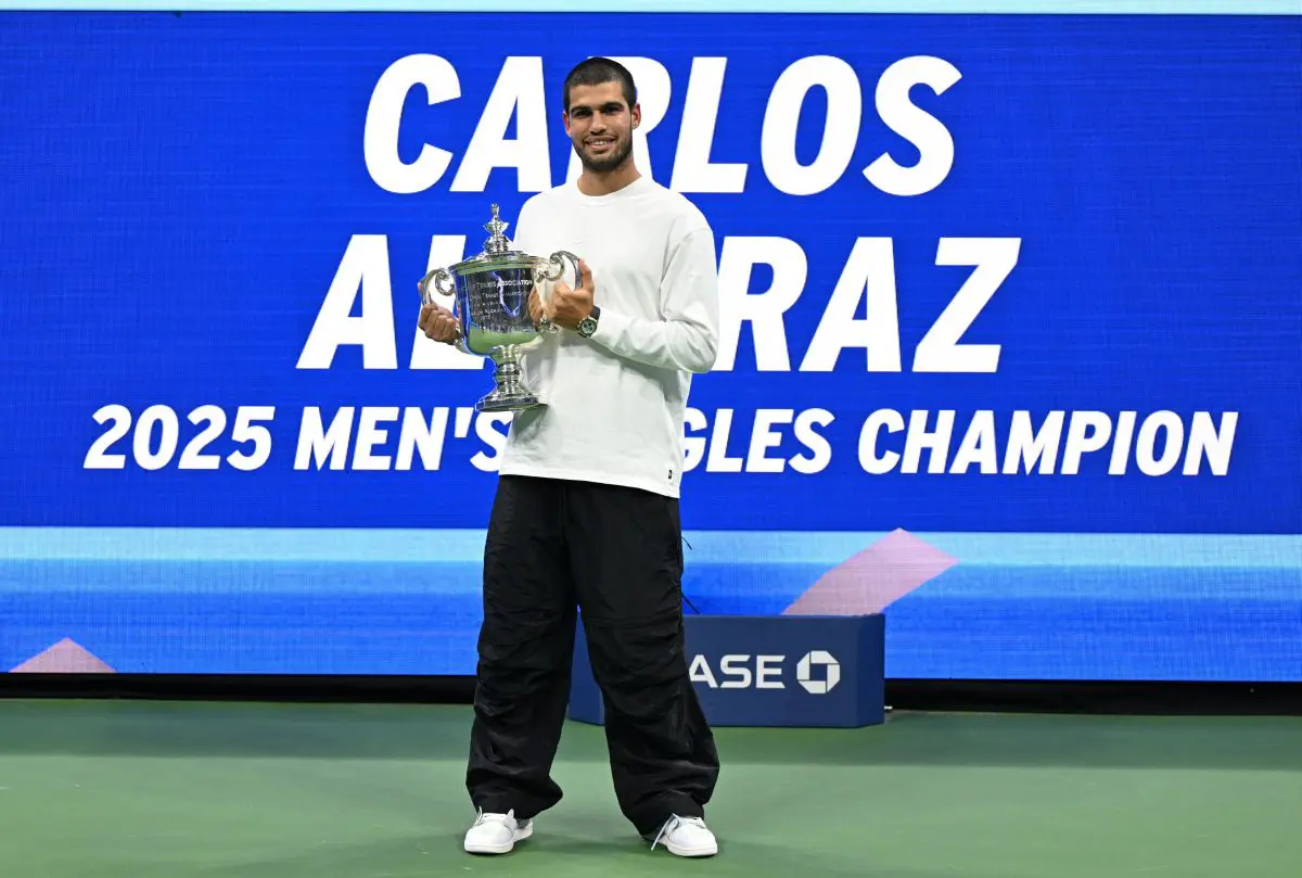 https://www.quotidianodelsud.it/wp-content/uploads/2026/08/alcaraz-us-open-2025-con-coppa-ipa-agency.jpg