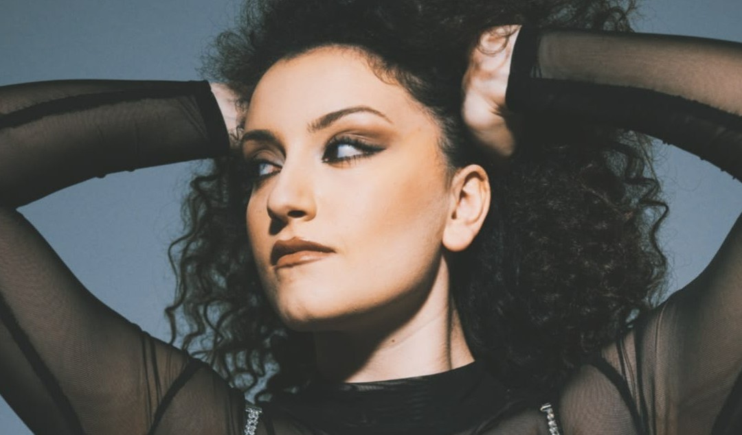 Montalto Uffugo, Alessandra Latino presenta il progetto musicale “OltreAde”