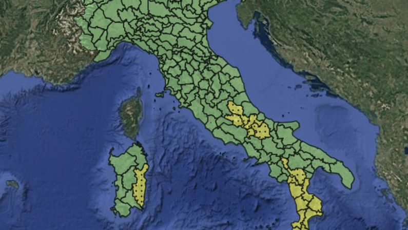 Maltempo, allerta meteo gialla per temporali giovedì 13 agosto: le 5 regioni a rischio