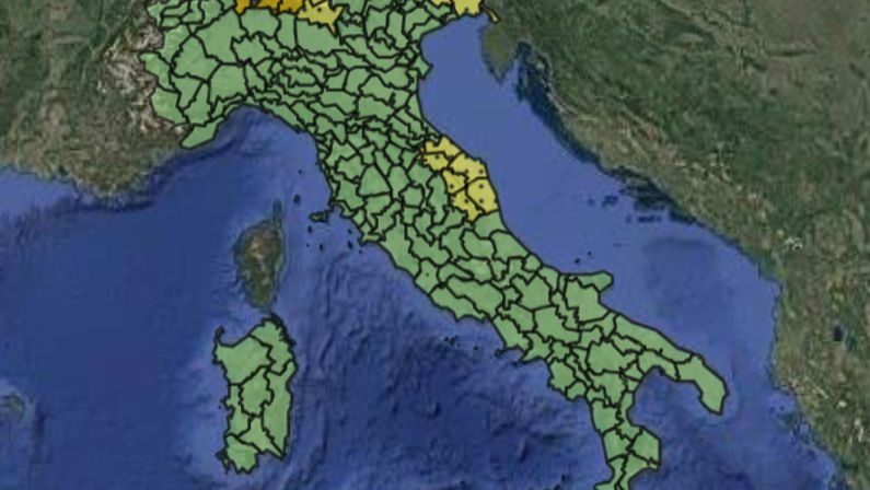 Maltempo, allerta meteo arancione e gialla per temporali sabato 29 agosto: la mappa delle regioni colpite