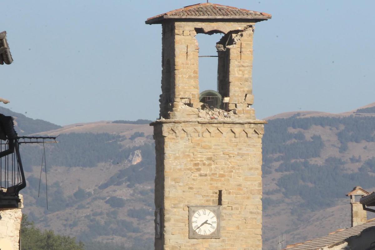 https://www.quotidianodelsud.it/wp-content/uploads/2026/08/amatrice-orologio4-fg.jpeg