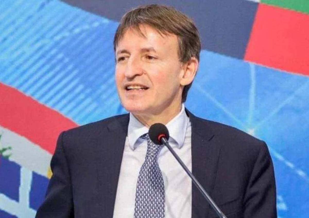 https://www.quotidianodelsud.it/wp-content/uploads/2026/08/ambasciatore-zazo.jpeg