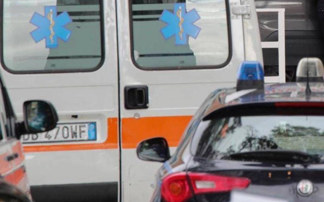 Cade dal tetto di un capannone, morto imprenditore a Deruta