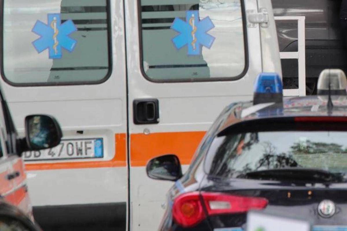 https://www.quotidianodelsud.it/wp-content/uploads/2026/08/ambulanza-carabinieri-ftg.jpeg