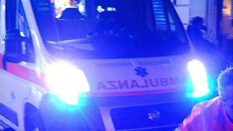 Travolge e uccide 33enne, poi scappa: trovato il pirata, denunciato per omicidio stradale
