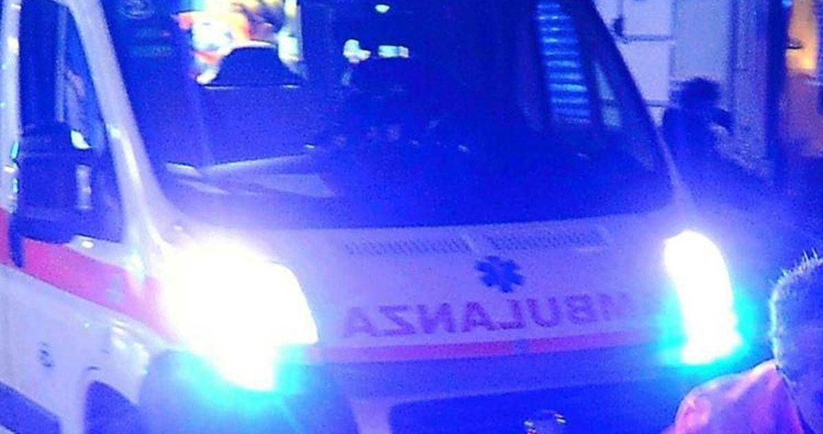 https://www.quotidianodelsud.it/wp-content/uploads/2026/08/ambulanza-notte-fg-13-e1787654811697.jpeg