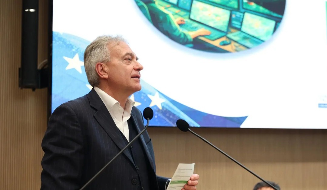 Gianluca Gallo